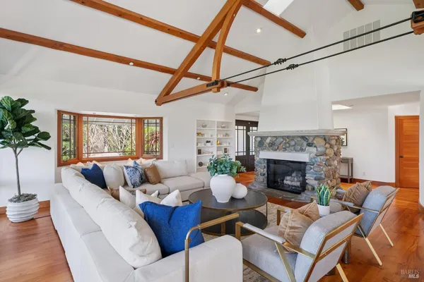 $3,995,000 | 176 Highland Avenue, San Rafael, CA 94901