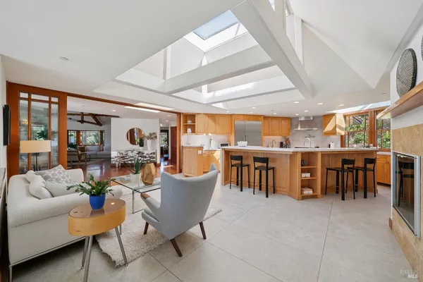 $3,995,000 | 176 Highland Avenue, San Rafael, CA 94901