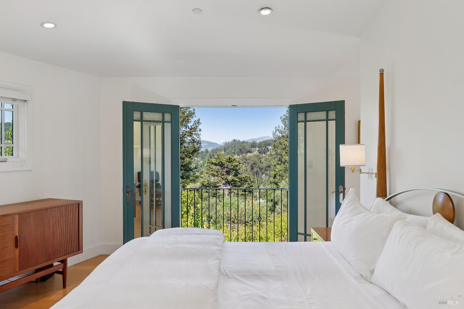 176 Highland Avenue San Rafael, CA 94901 - Photo 38 of 68