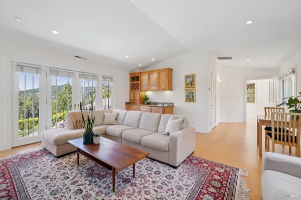 $3,995,000 | 176 Highland Avenue, San Rafael, CA 94901