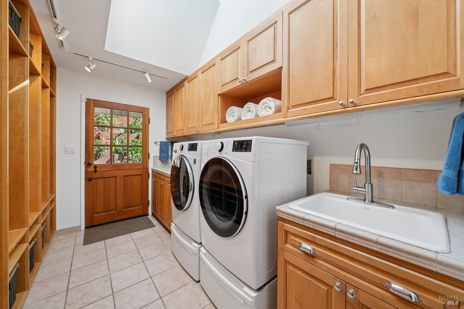 176 Highland Avenue San Rafael, CA 94901 - Photo 56 of 68