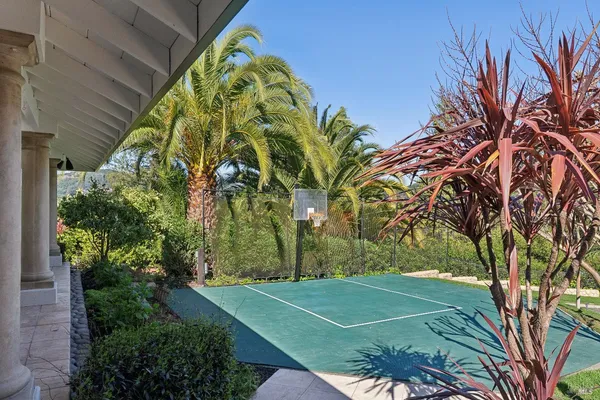 $3,995,000 | 176 Highland Avenue, San Rafael, CA 94901