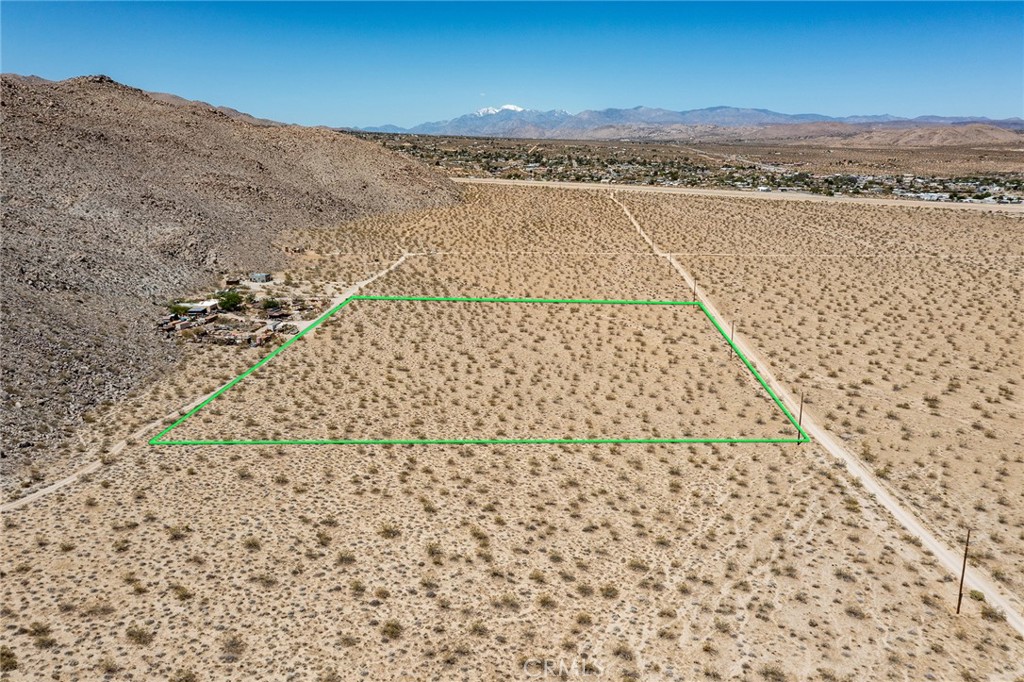 62600 Sullivan Road Joshua Tree, CA 92252 - Photo 11 of 15 a view of sky view