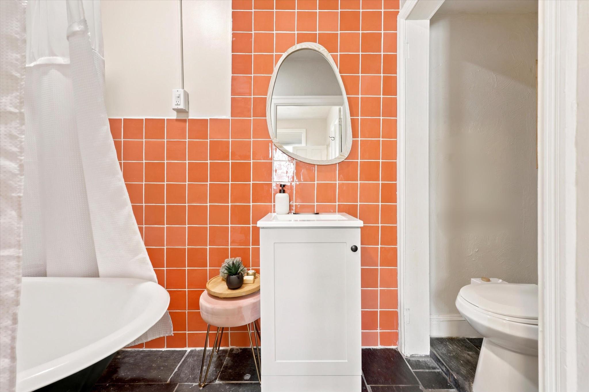 6649 Crowson Street Philadelphia, PA 19119 - Photo 13 of 23 Chic and Bright Bathroom