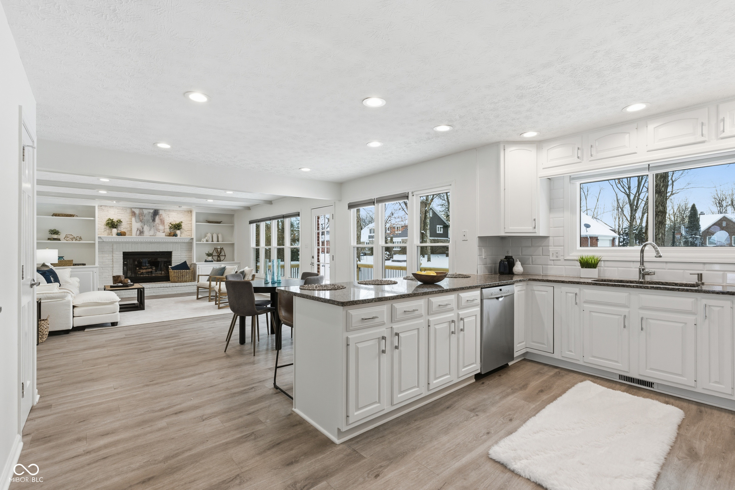 11845 Discovery Circle Indianapolis, IN 46236 - Photo 13 of 55