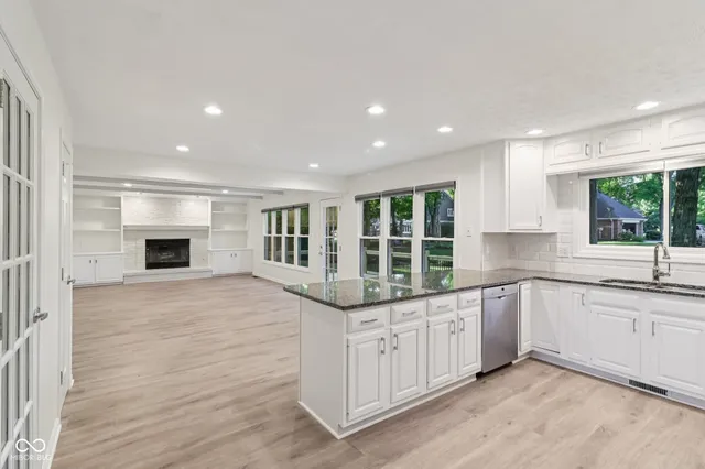 $619,900 | 11845 Discovery Circle, Indianapolis, IN 46236