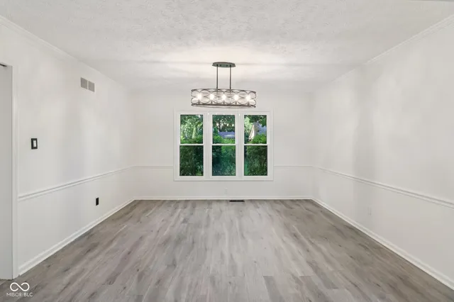 $619,900 | 11845 Discovery Circle, Indianapolis, IN 46236