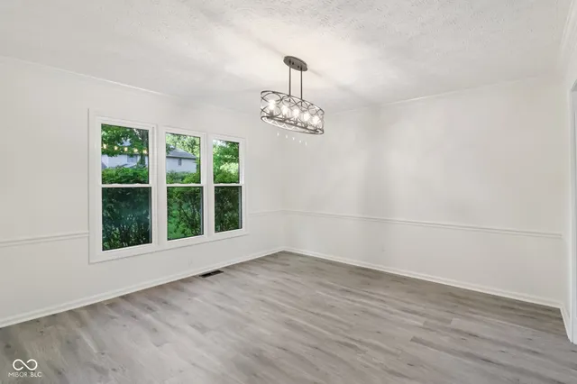 $619,900 | 11845 Discovery Circle, Indianapolis, IN 46236