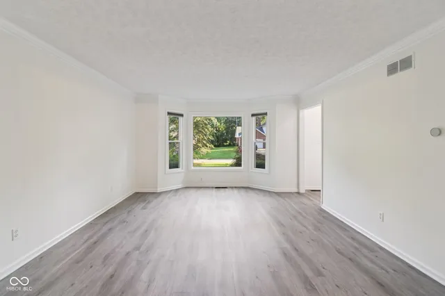 $619,900 | 11845 Discovery Circle, Indianapolis, IN 46236