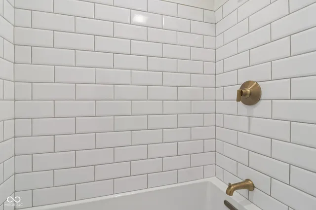 $619,900 | 11845 Discovery Circle, Indianapolis, IN 46236