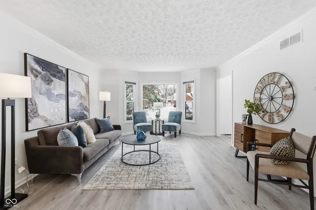 $619,899 | 11845 Discovery Circle, Indianapolis, IN 46236