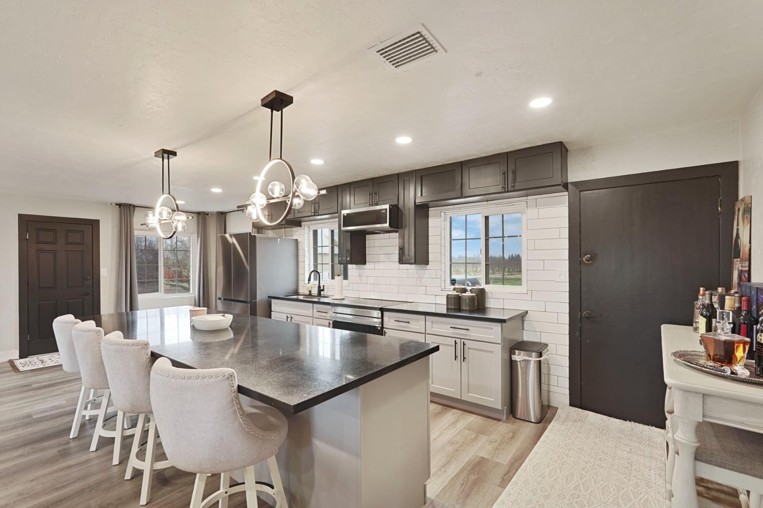 2948 East Woodbridge Road Acampo, CA 95220 - Photo 3 of 48