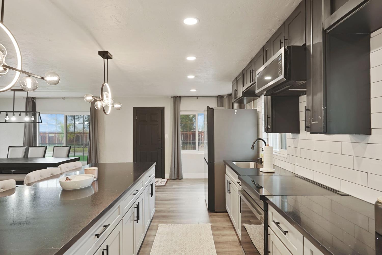 2948 East Woodbridge Road Acampo, CA 95220 - Photo 5 of 48