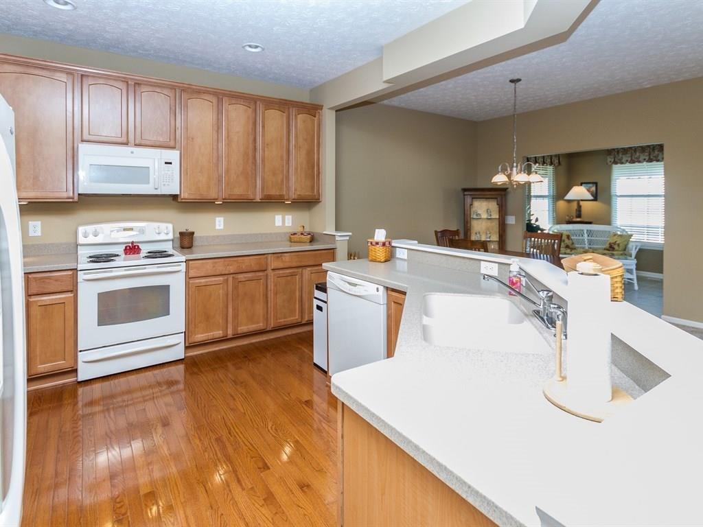 12976 Ratliff Run Fishers, IN 46037 - Photo 12 of 24 Gallery Image 12