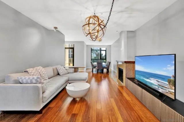 $780,000 | 700 West E Street, Unit 518, San Diego, CA 92101