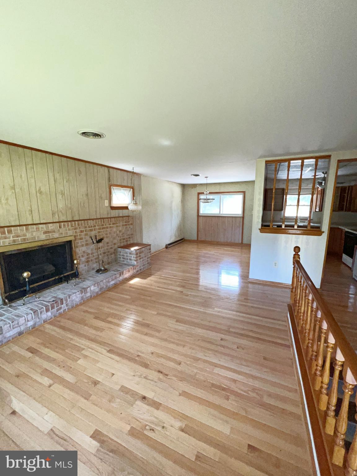 777 Queenstown Road Severn, MD 21144 - Photo 8 of 28 Interior