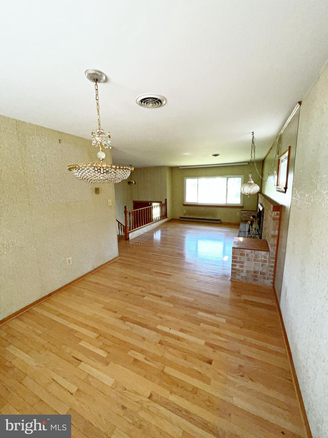 777 Queenstown Road Severn, MD 21144 - Photo 10 of 28 Interior