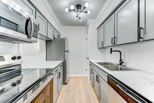 $165,000 | 3224 Timmons Lane, Unit 157, Houston, TX 77027