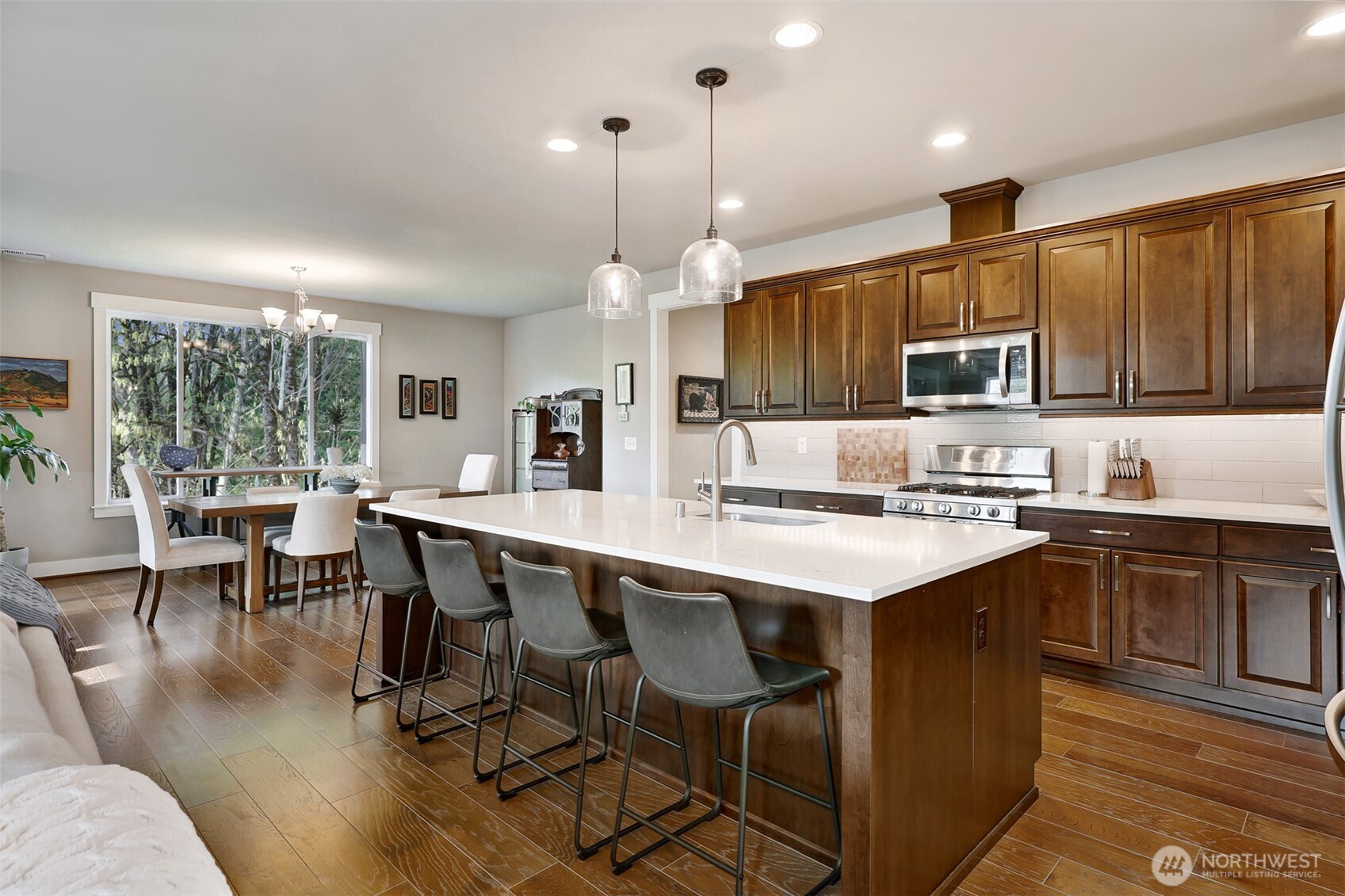4720 Northeast 25th Street Renton, WA 98059 - Photo 10 of 40 Gallery Image 10