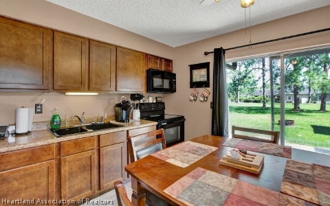 5732 Wolf Road Sebring, FL 33875 - Photo 5 of 13 Gallery Image 5
