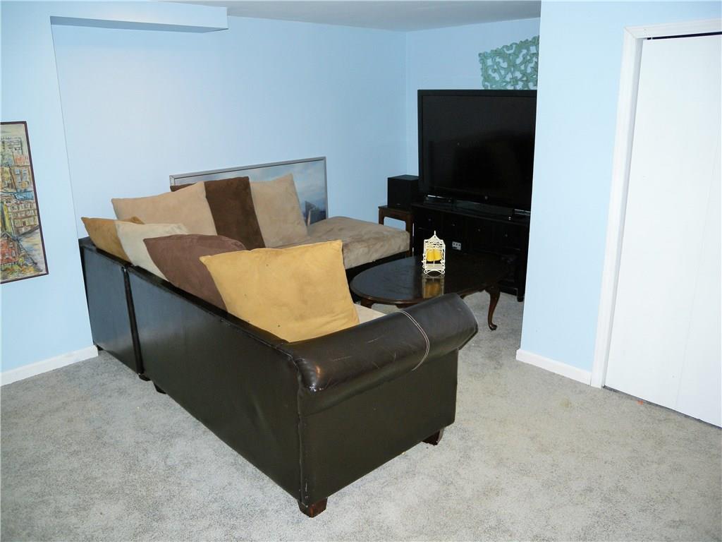 4753 Doyle Road Pittsburgh, PA 15227 - Photo 21 of 25 GAME ROOM