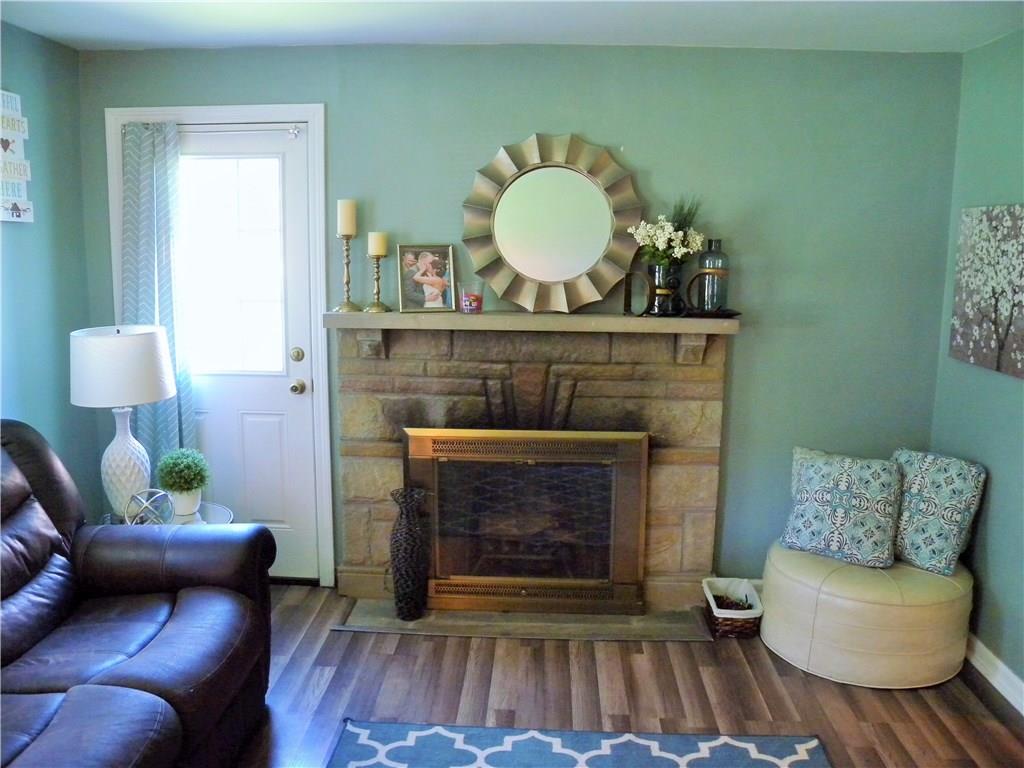 4753 Doyle Road Pittsburgh, PA 15227 - Photo 5 of 25 LIVING ROOM/FIREPLACE