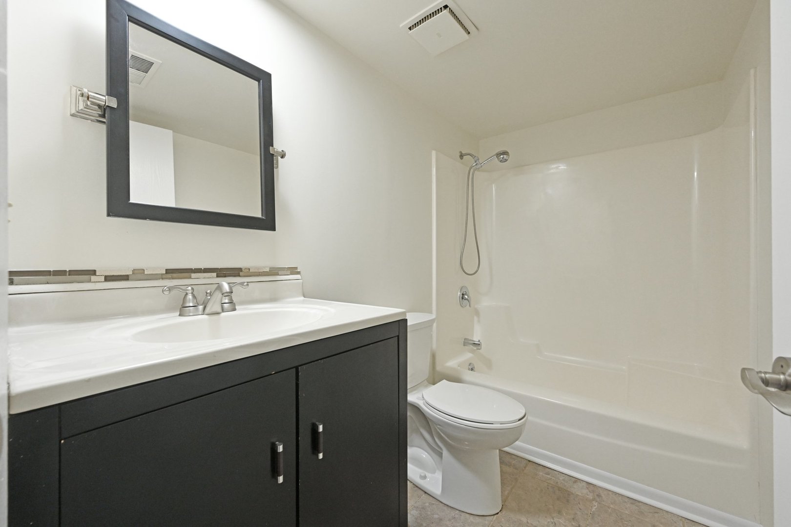 1221 Chalet Road, Unit 101 Naperville, IL 60563 - Photo 12 of 18 Gallery Image 12