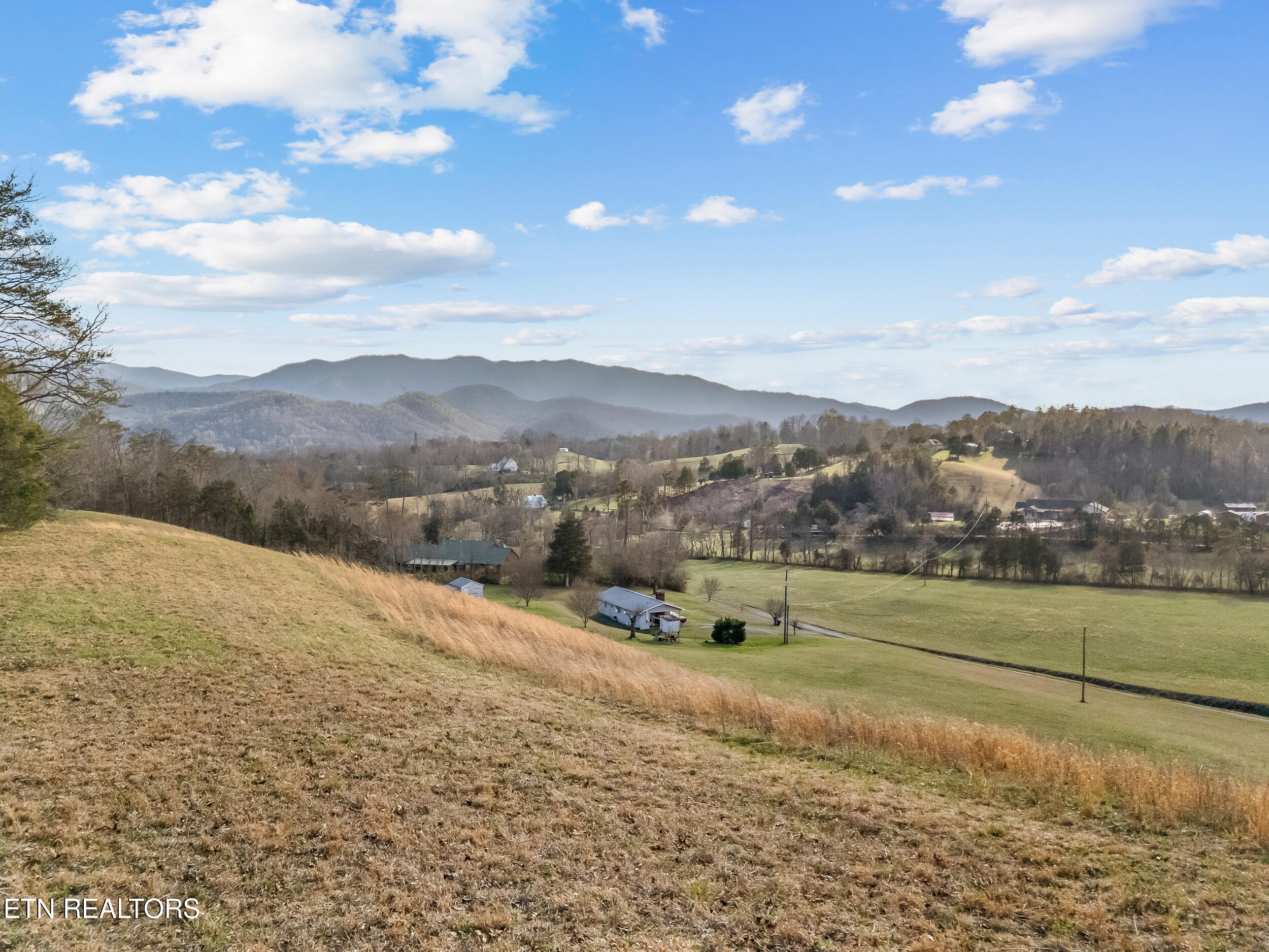 634 Old Cedar Creek Road Townsend, TN 37882 - Photo 19 of 20 48 634