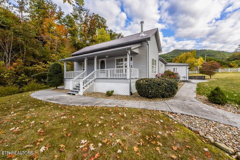 634 Old Cedar Creek Road Townsend, TN 37882 - Photo 2 of 20 1 634