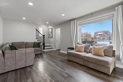 $499,000 | 5143 North Newland Avenue, Chicago, IL 60656