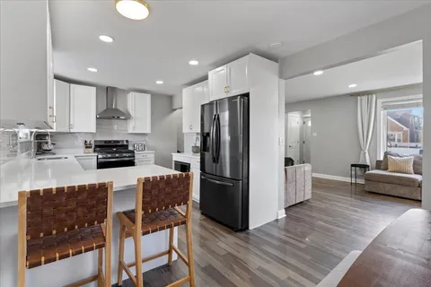 $499,000 | 5143 North Newland Avenue, Chicago, IL 60656