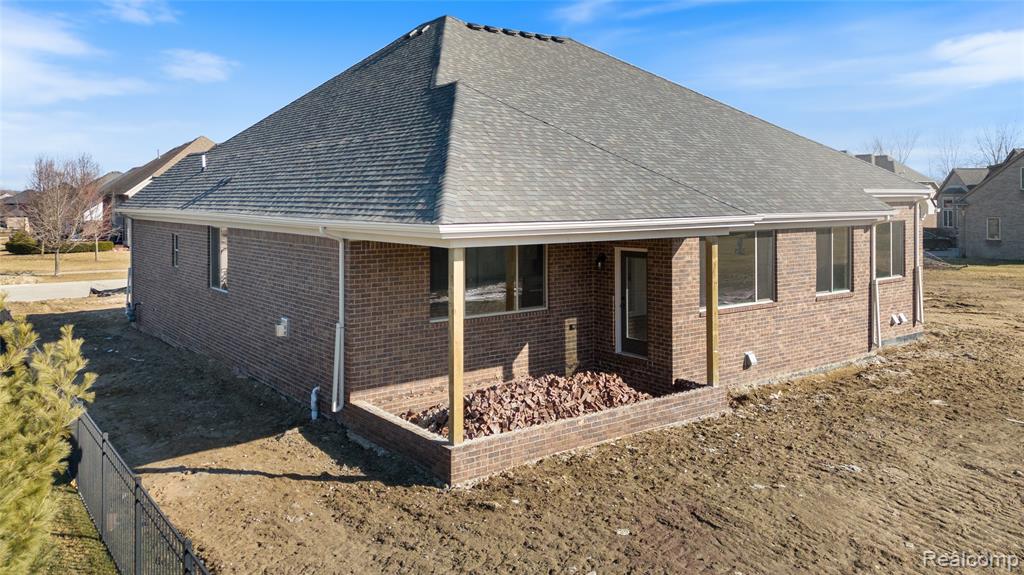 7110 Dryden Road Almont, MI 48003 - Photo 2 of 51