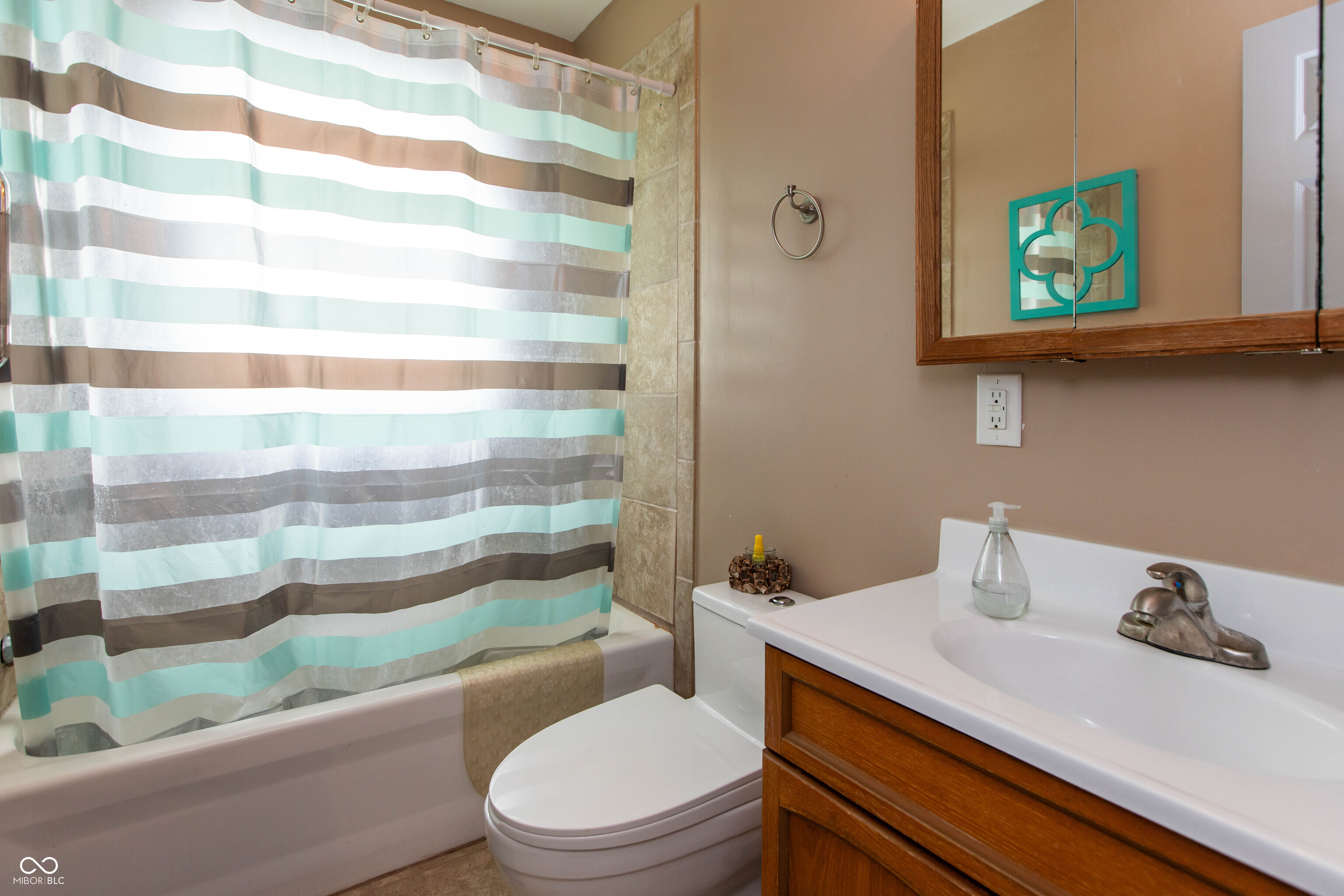 5421 Mendenhall Road Indianapolis, IN 46241 - Photo 14 of 19