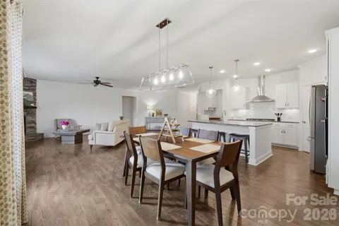 $750,000 | 5306 Tilley Manor Drive, Matthews, NC 28105