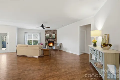 $750,000 | 5306 Tilley Manor Drive, Matthews, NC 28105