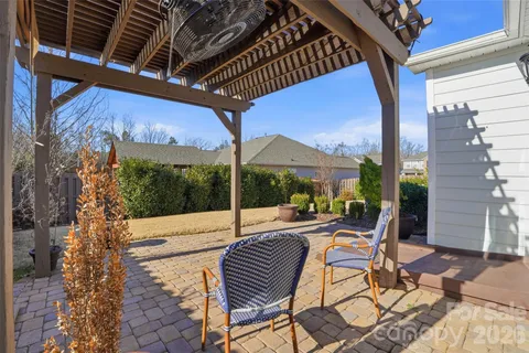 $750,000 | 5306 Tilley Manor Drive, Matthews, NC 28105