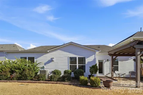 $750,000 | 5306 Tilley Manor Drive, Matthews, NC 28105