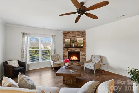 $750,000 | 5306 Tilley Manor Drive, Matthews, NC 28105