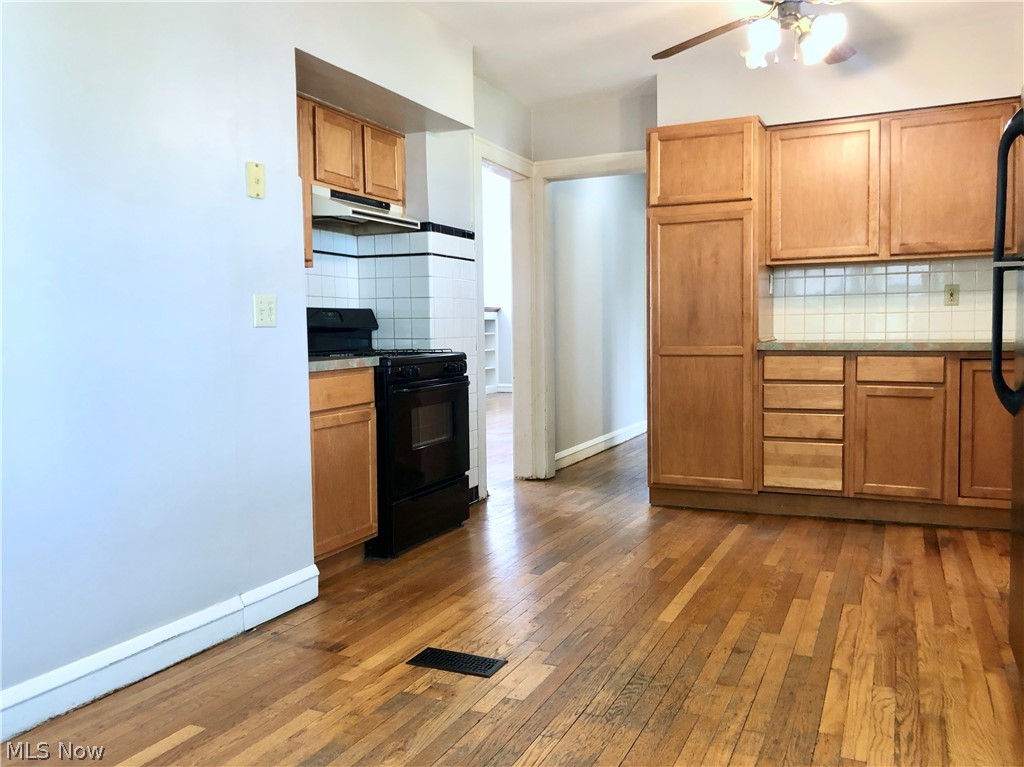 111 Sunset Road Avon Lake, OH 44012 - Photo 13 of 35 Kitchen is Convenient To The Formal Dining Room. Appliances Stay!