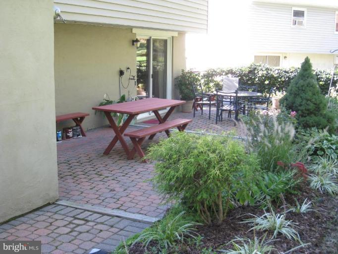 1108 Colony Ridge Road Odenton, MD 21113 - Photo 17 of 25 Patio 2
