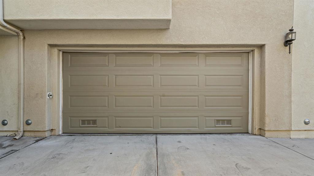 1280 Haglar Way, Unit 2 Chula Vista, CA 91913 - Photo 26 of 35 a view of wooden door