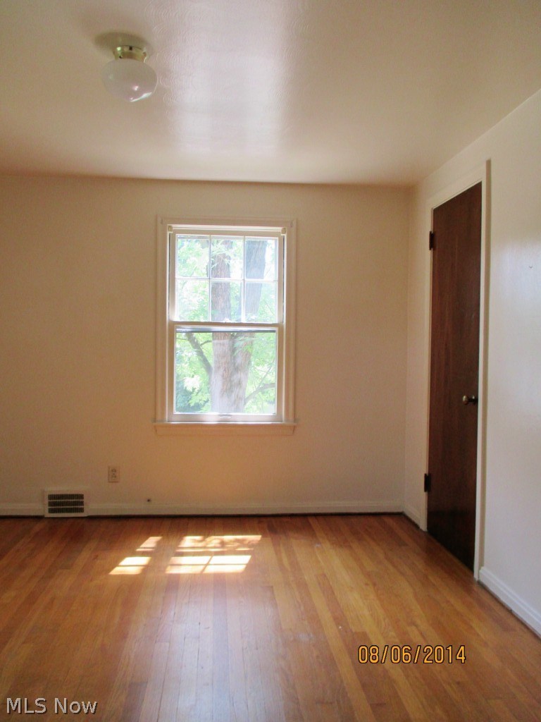 384 Butler Road Northeast Warren, OH 44483 - Photo 11 of 25 Gallery Image 11