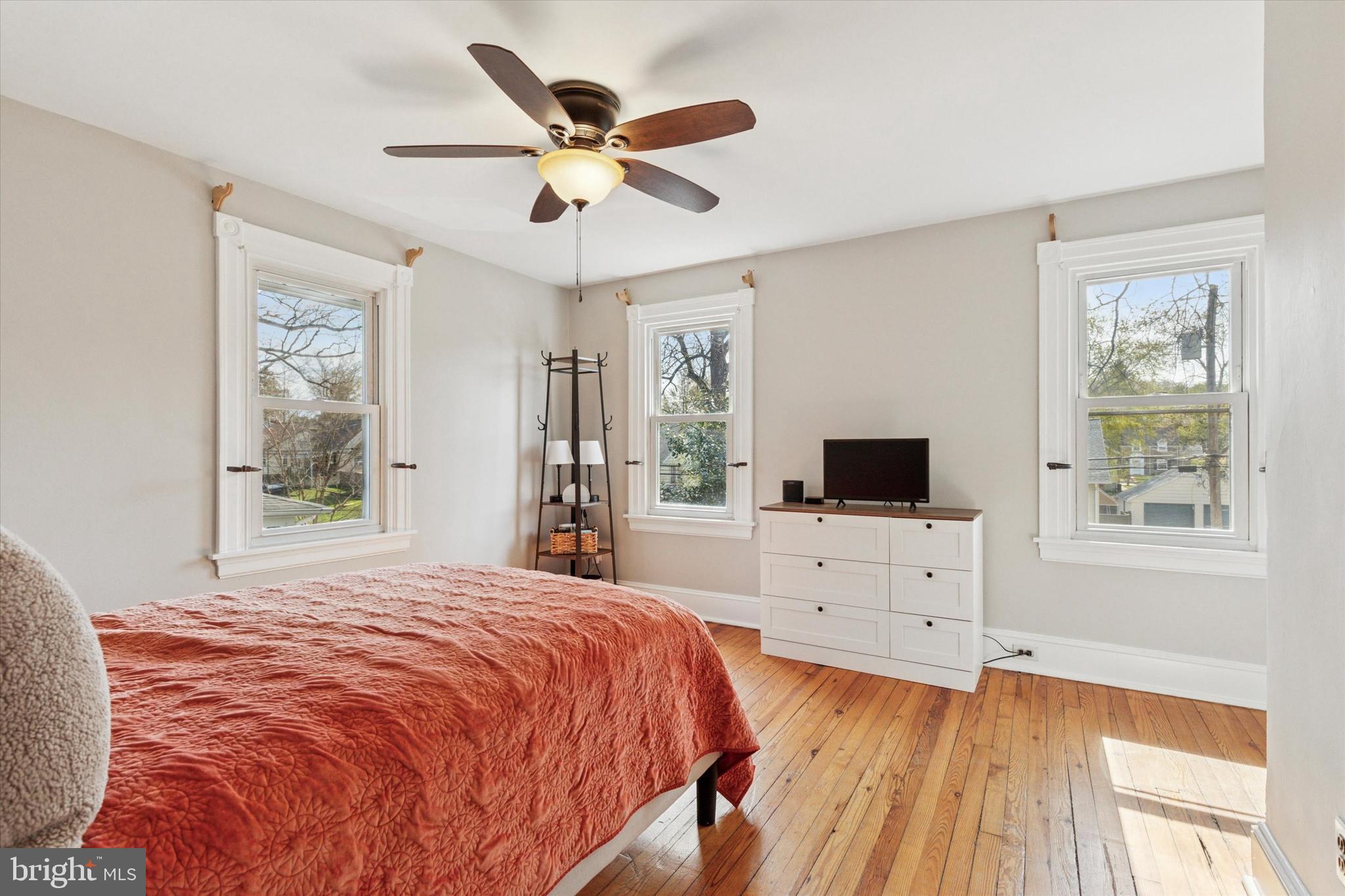 326 Maple Avenue Glenside, PA 19038 - Photo 14 of 25 a bedroom with a bed and a flat screen tv