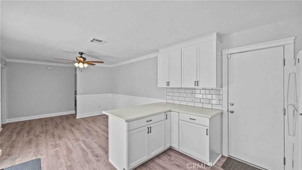 10060 Hillsborough Lane Riverside, CA 92503 - Photo 12 of 44