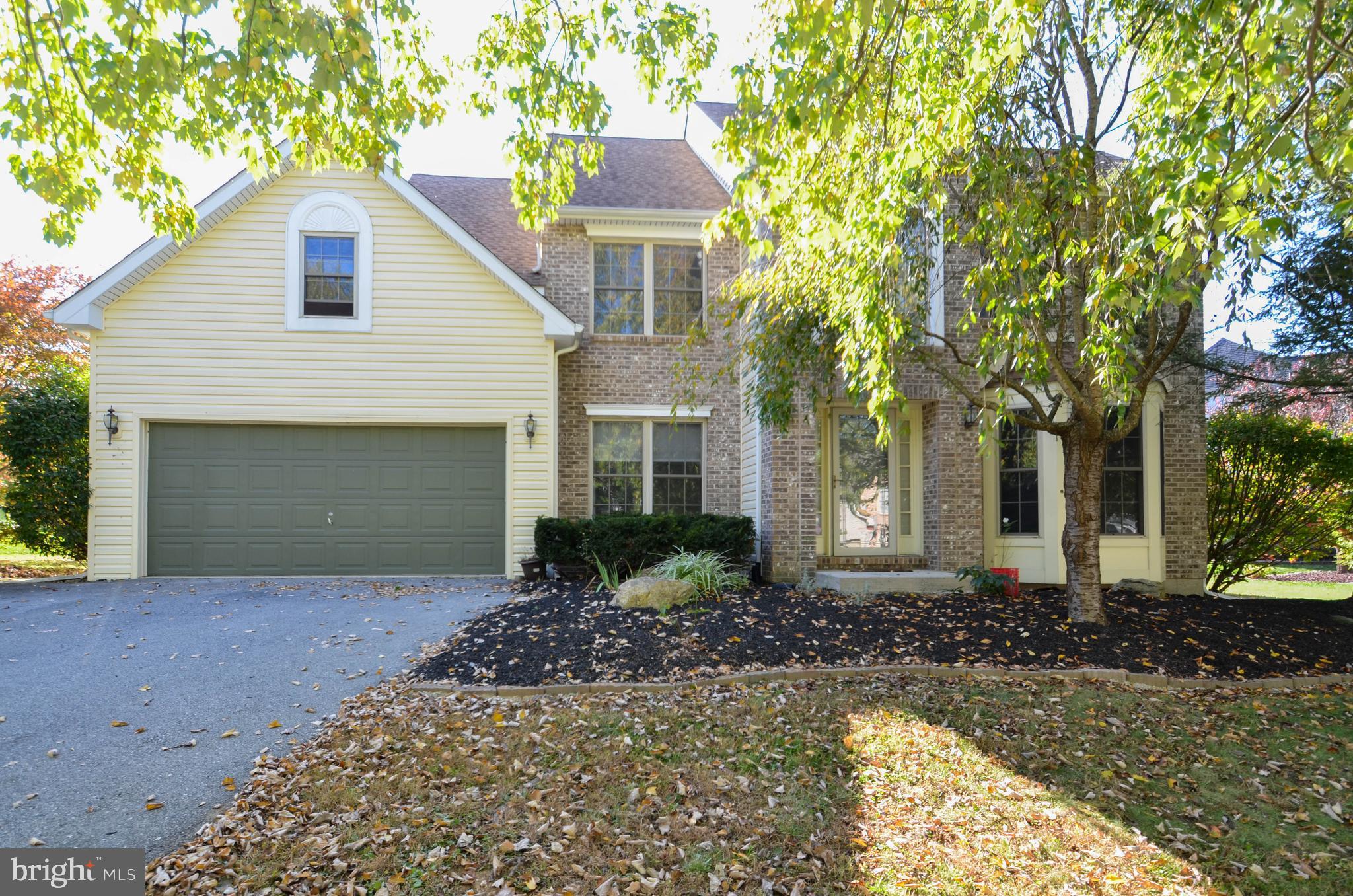 5382 Princeton Road Macungie, PA 18062 - Photo 2 of 33 a front view of a house with a garden