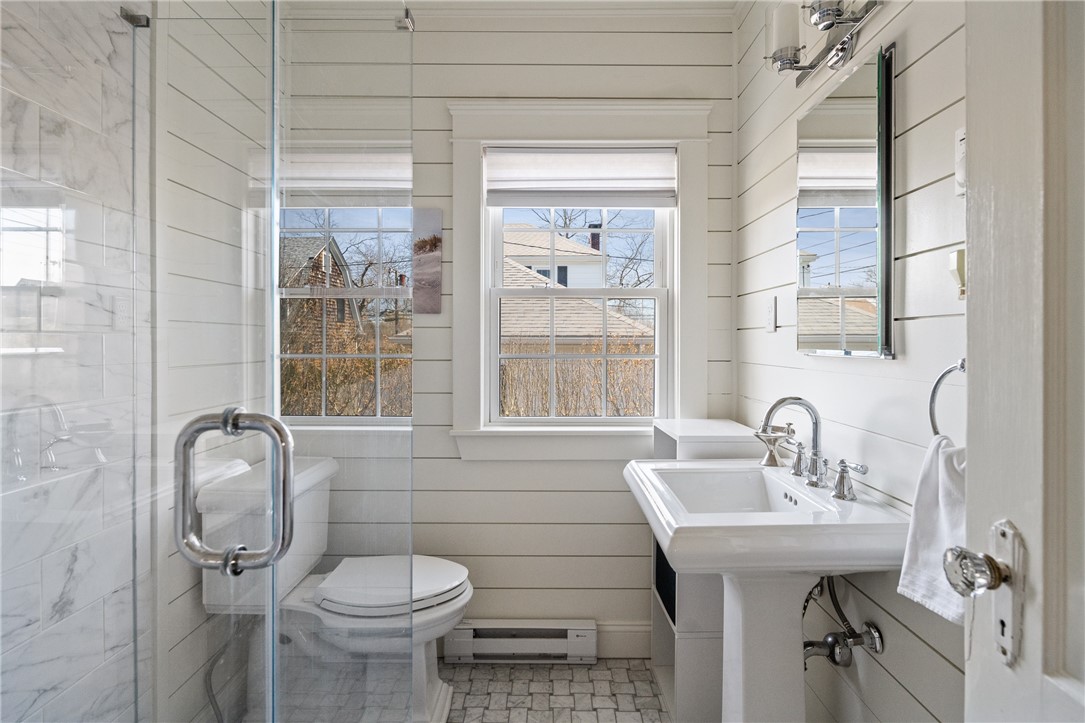 94 Ruggles Avenue Newport, RI 02840 - Photo 11 of 21