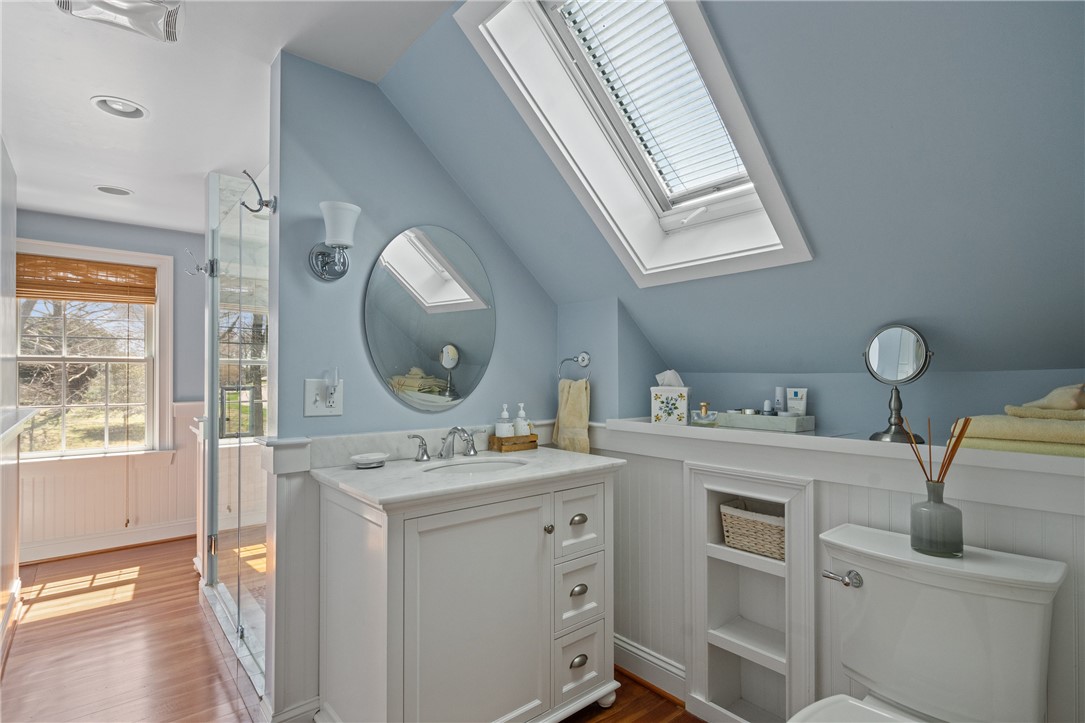 94 Ruggles Avenue Newport, RI 02840 - Photo 16 of 21