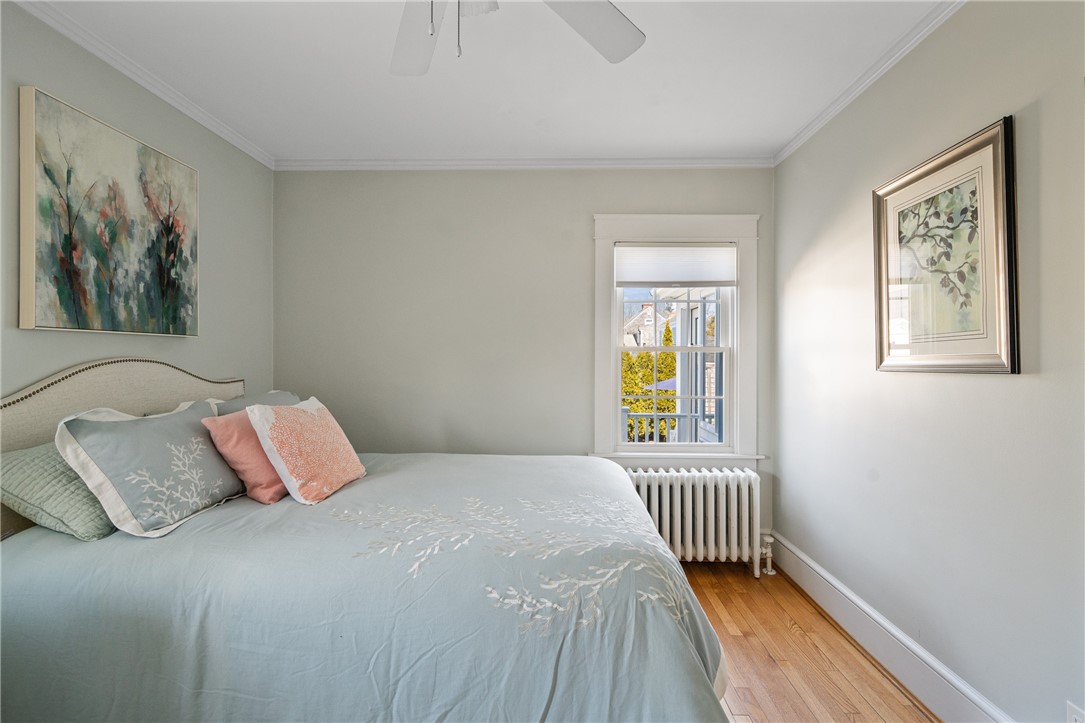 94 Ruggles Avenue Newport, RI 02840 - Photo 8 of 21