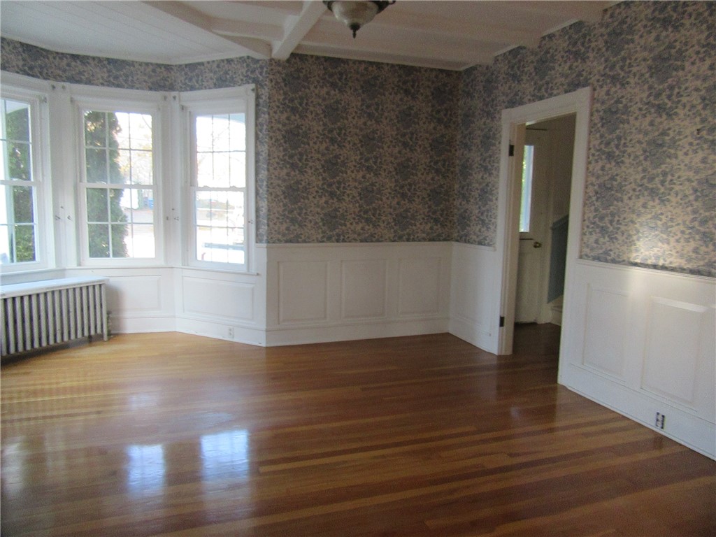 589 Gaskill Street Woonsocket, RI 02895 - Photo 11 of 21