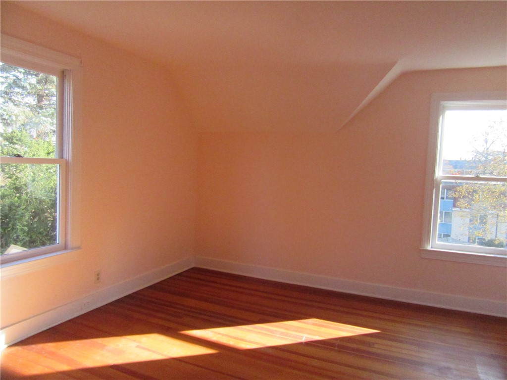 589 Gaskill Street Woonsocket, RI 02895 - Photo 16 of 21